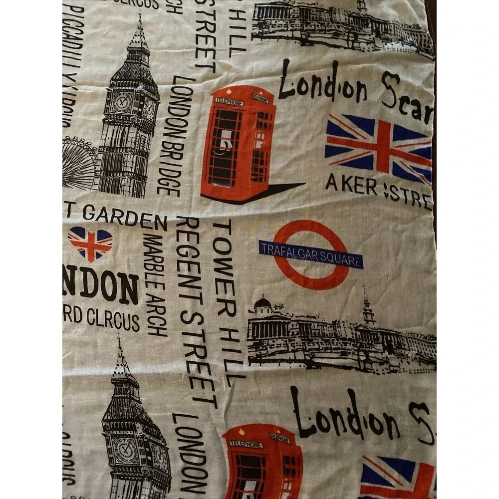 London Scarves‎ Scarf Cream London Souvenir Print Viscose Lightweight British